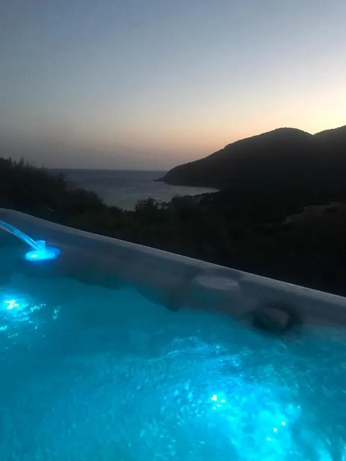 Villa Sardinia Seaview&Spapool ヴィッラシミーウス 0*,  イタリア
