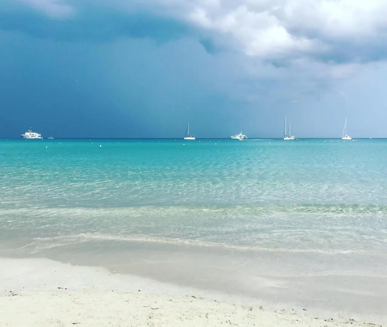 Villa Sardinia Seaview&Spapool ヴィッラシミーウス イタリア