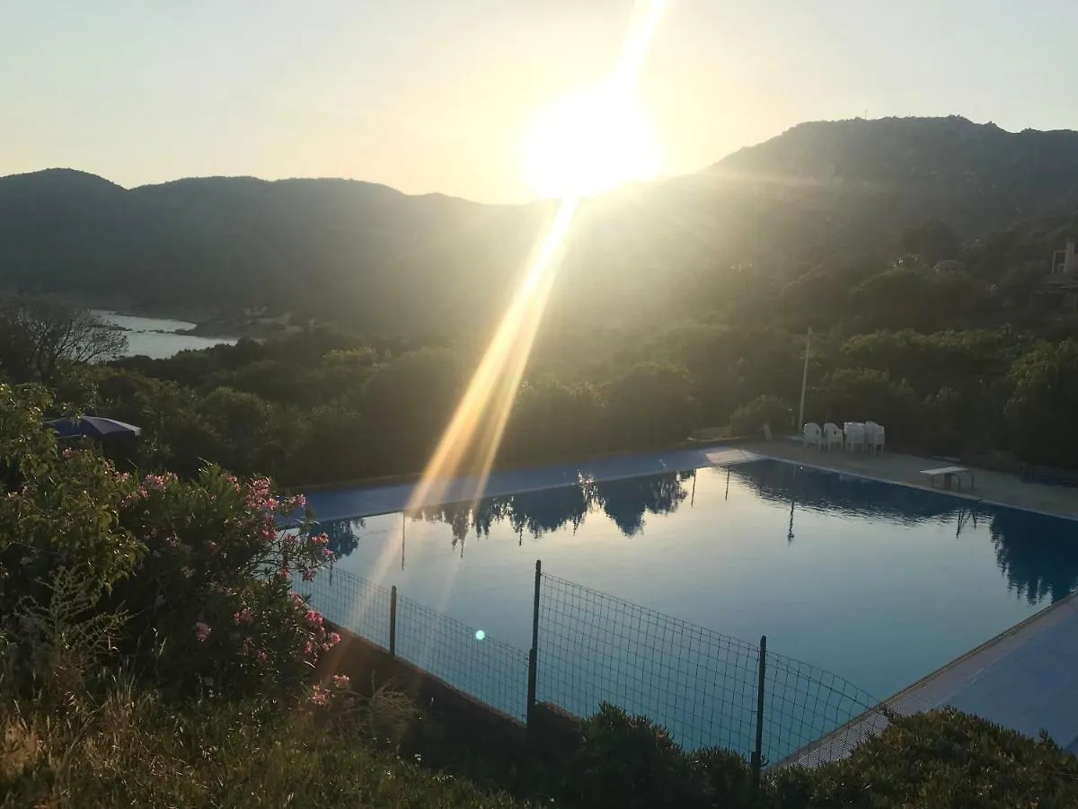 Villa Sardinia Seaview&Spapool ヴィッラシミーウス